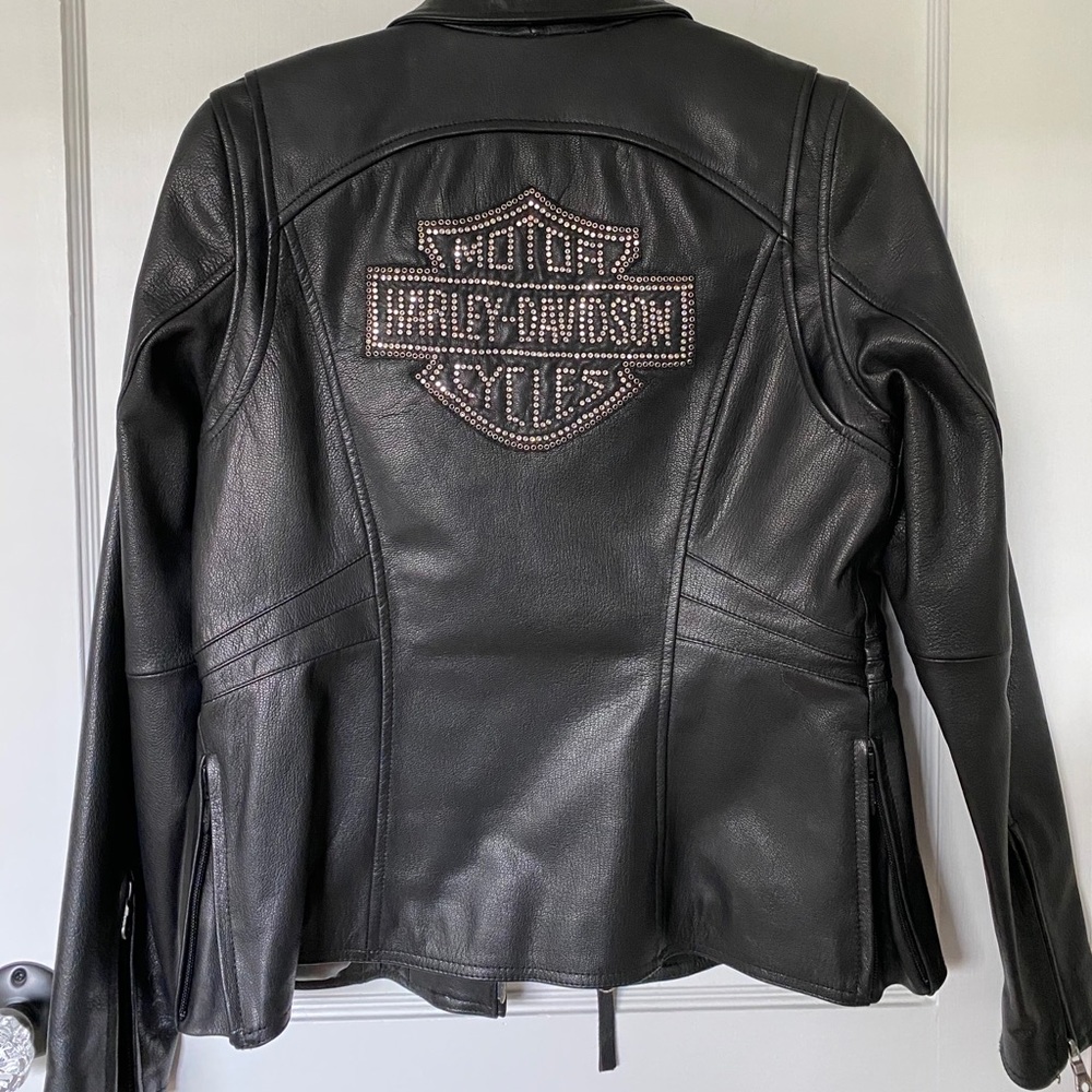 Harley Davidson Leather Jacket (like new)